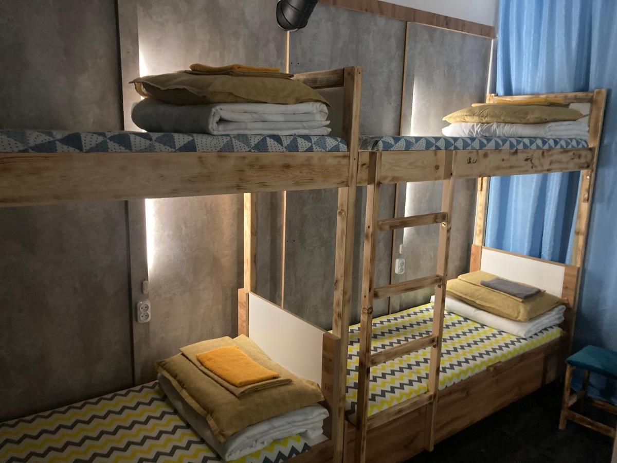 Hostel Del Luna Almaty Extérieur photo