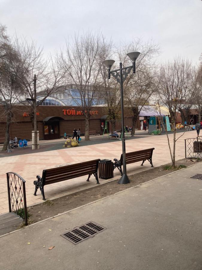 Hostel Del Luna Almaty Extérieur photo
