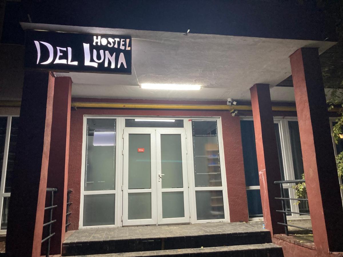 Hostel Del Luna Almaty Extérieur photo