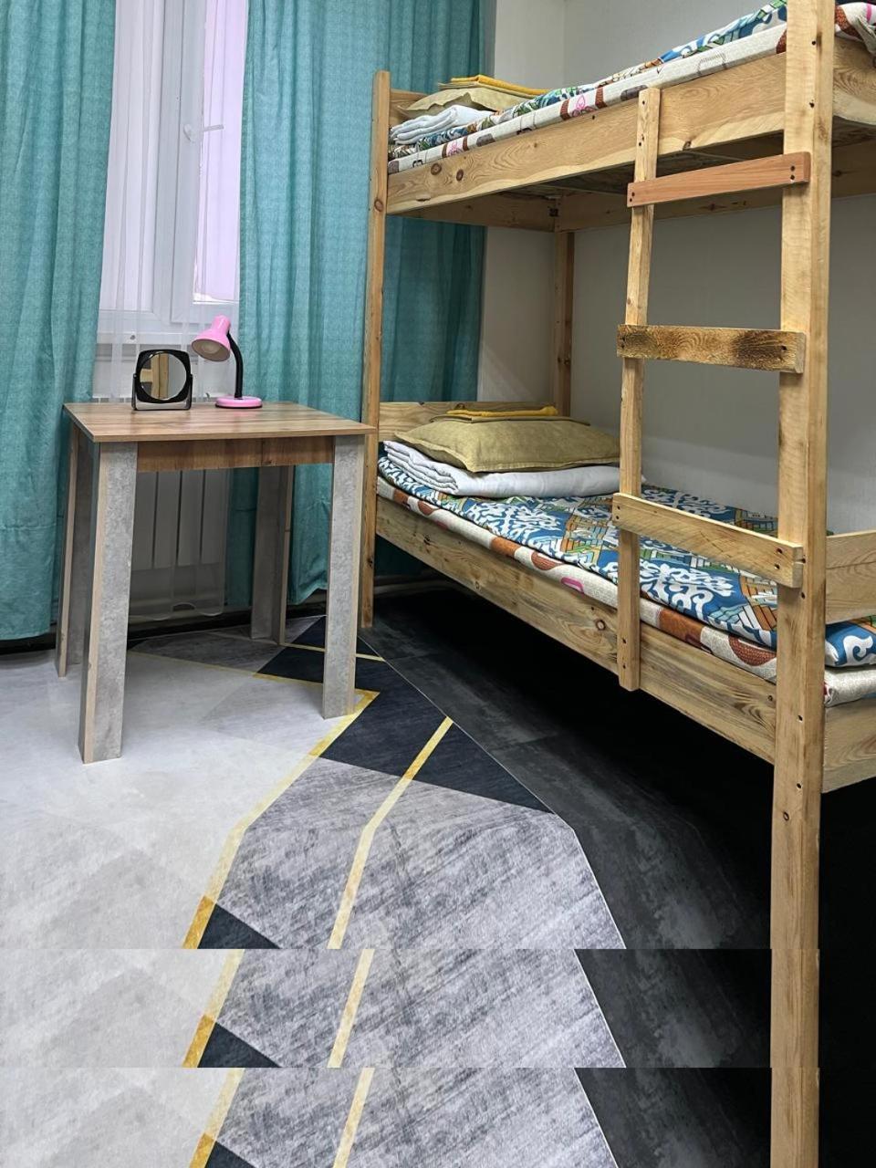 Hostel Del Luna Almaty Extérieur photo